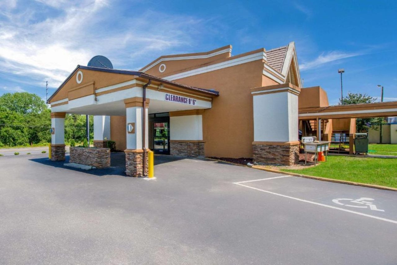 Red Roof Inn Gastonia - photo 4