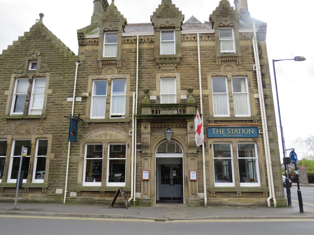 The Station Bar Grill Rooms — Clitheroe
