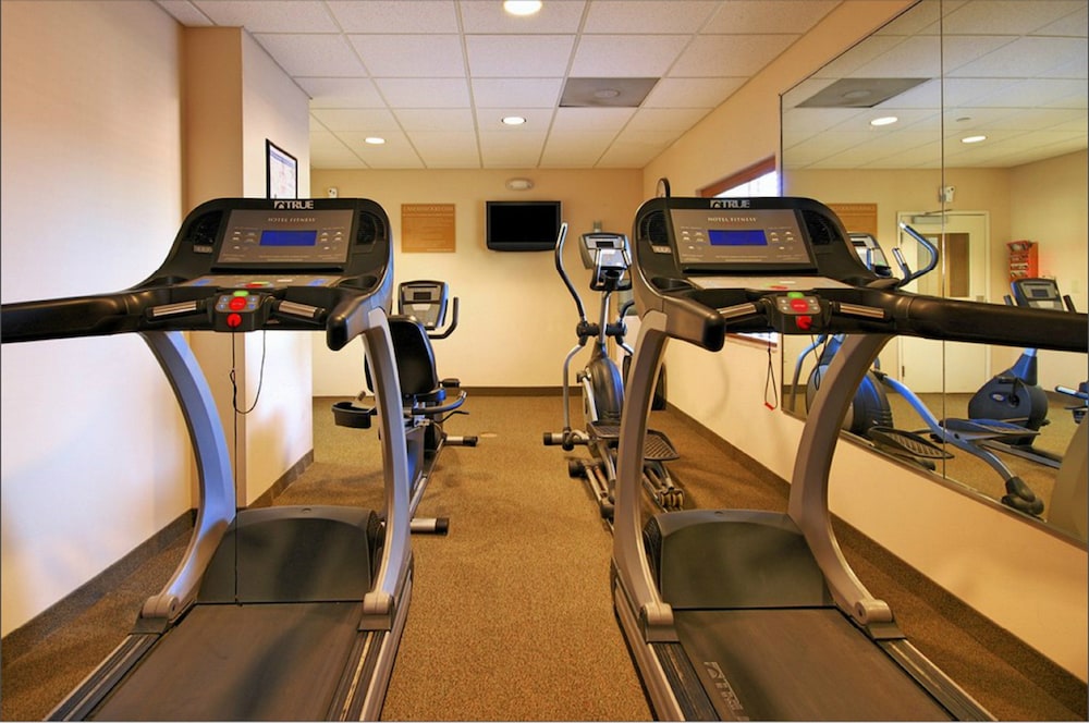 Candlewood Suites Pearl by IHG - photo 15