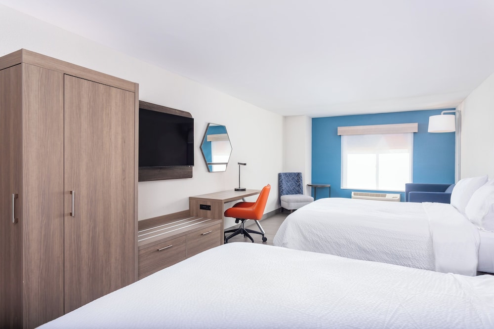 Holiday Inn Express & Suites Lancaster by IHG - photo 32