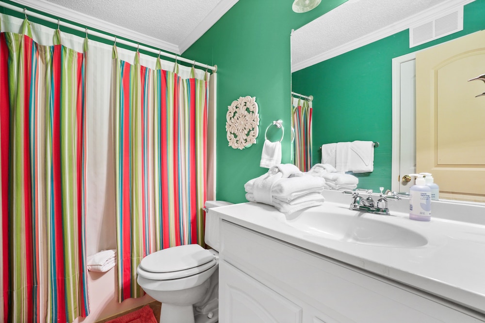 Portside Resort by Panhandle Getaways - photo 104