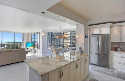 Beachfront South Seas Remodeled Paradise in Marco Island, United States