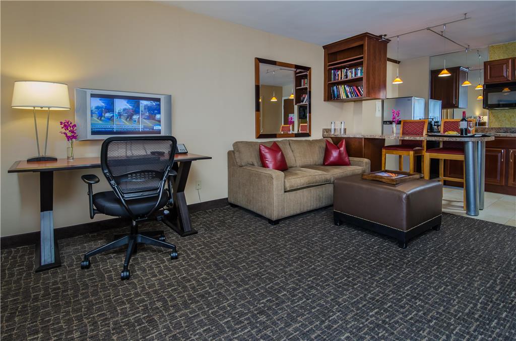 Beacon Hotel & Corporate Quarters - photo 24
