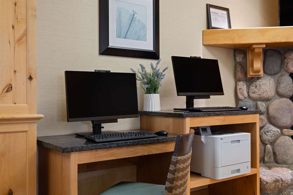 La Quinta Inn & Suites by Wyndham Idaho Falls Ammon - photo 87