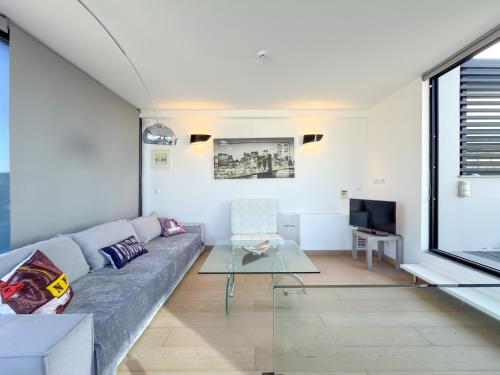 Luxury Loft with Private Jacuzzi — 4-Star Luxury Hotel in Athens, Greece
