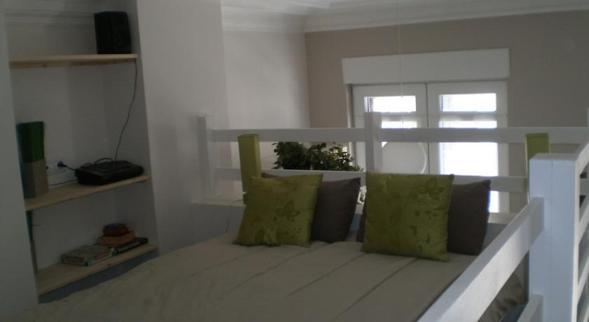 Appartement Cosy — 4-Star Luxury Hotel in Boulogne-Sur-Mer, France
