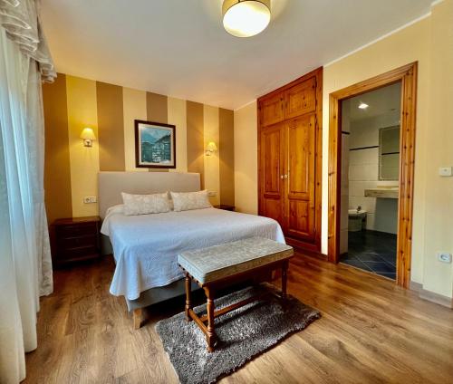 Hotel La Rivera — Carrena
