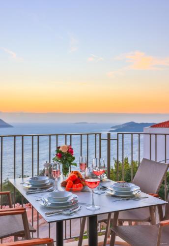 Gökyüzü Suit Apart — 4-Star Luxury Hotel in Kas, Turkey