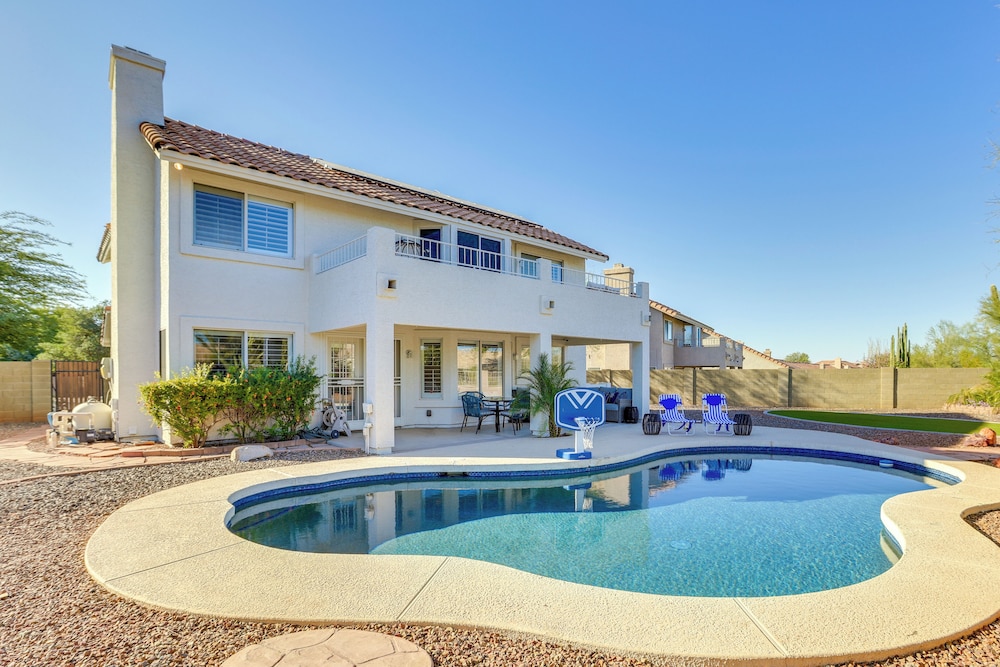 Centrally Located Cave Creek Retreat w Backyard — hotel in Cave Creek