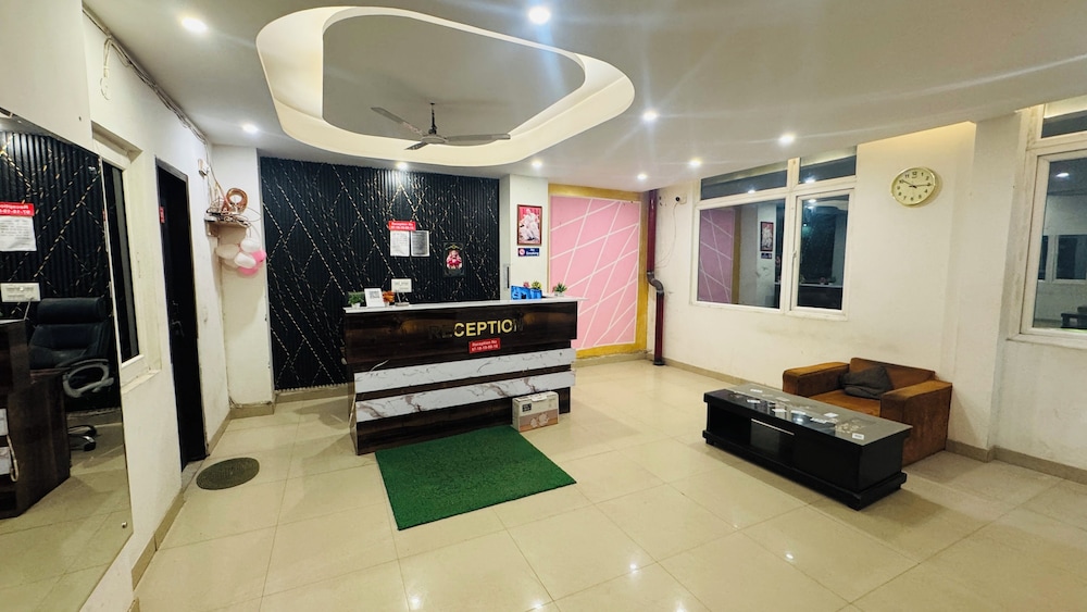 Starkey Inn - carbon neutral hotel in Unknown City