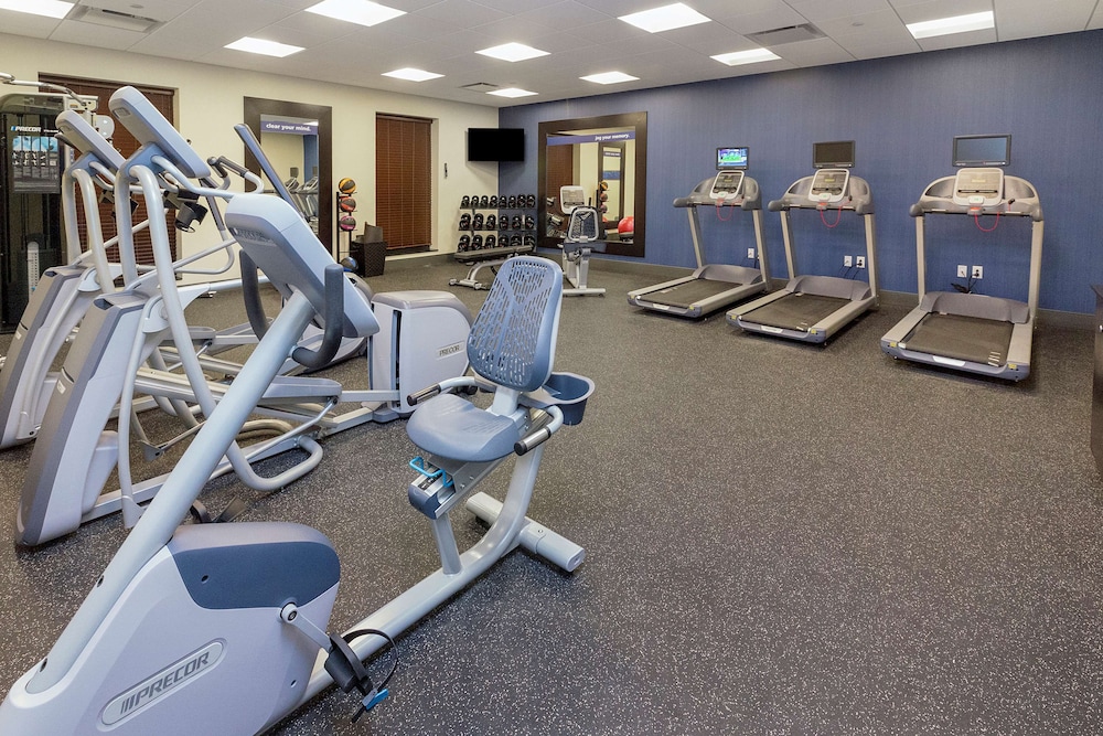 Hampton Inn & Suites Morgantown University Town Centre - photo 34