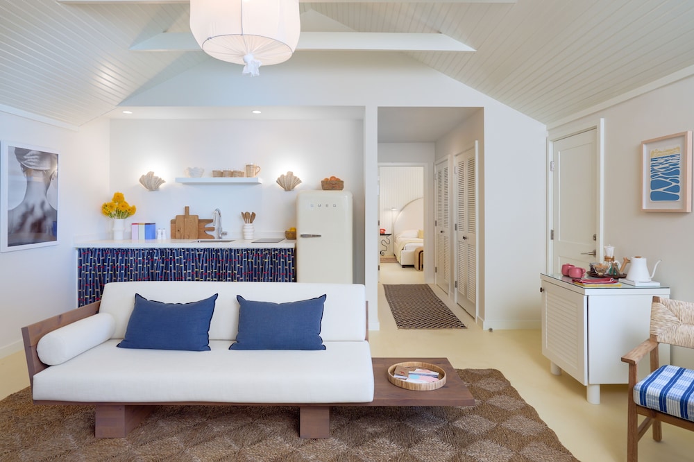 Silver Sands Motel & Beach Bungalows - photo 20