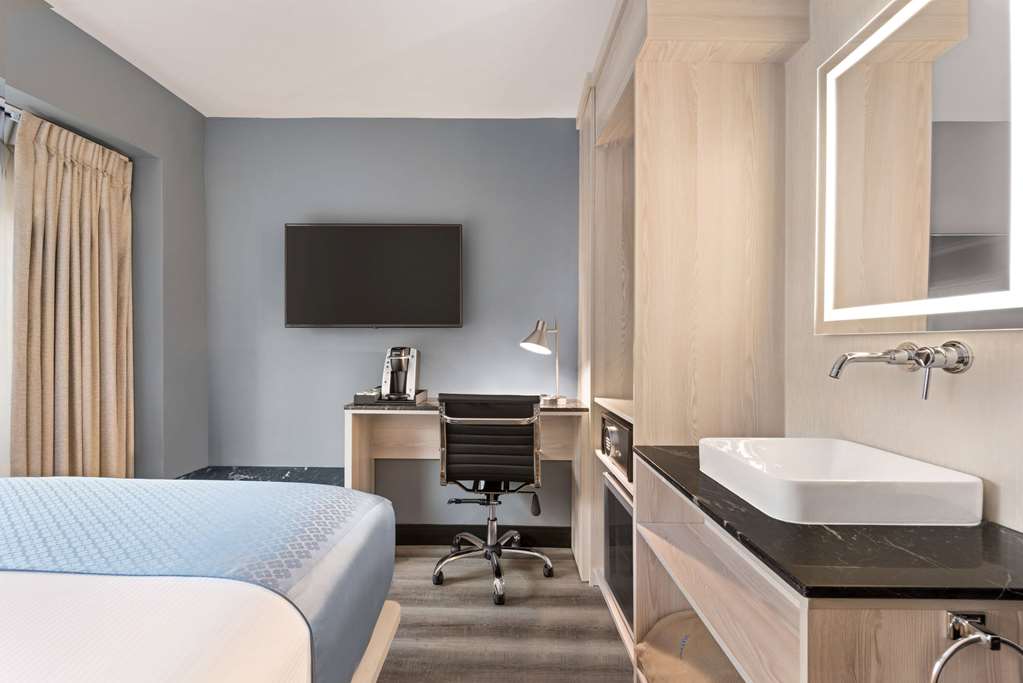 Wingate by Wyndham New York Midtown South 5th Ave - photo 18