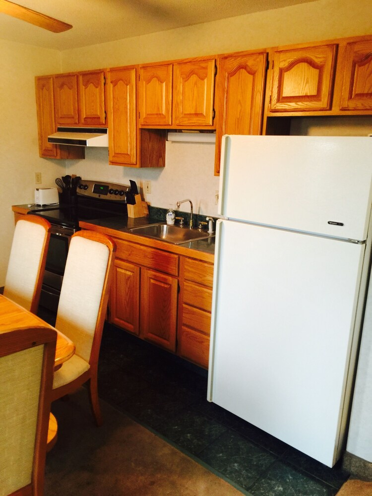 Goodfellos Suites - photo 8