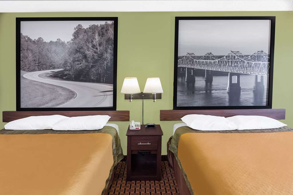 Super 8 by Wyndham Madison Ridgeland Area - photo 7
