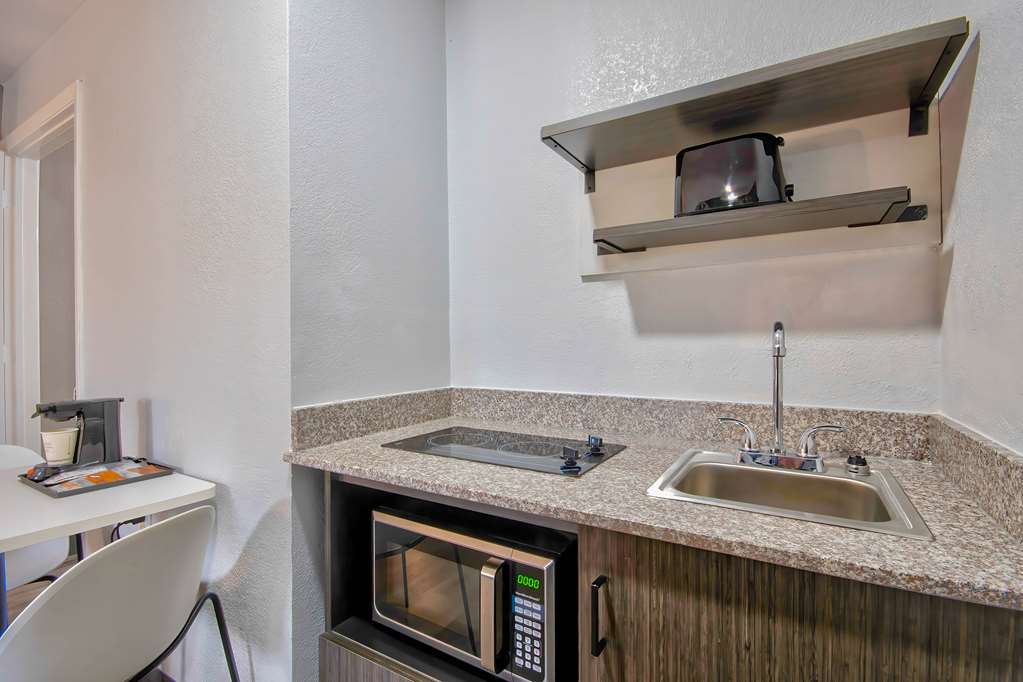 Studio6 Texas City TX - photo 18