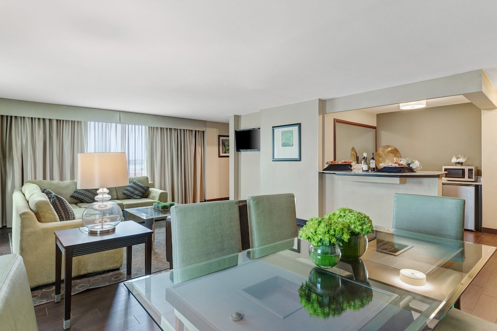 Crowne Plaza Houston Galleria Area by IHG - photo 53