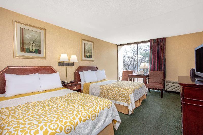 Days Inn By Wyndham College Park - photo 7