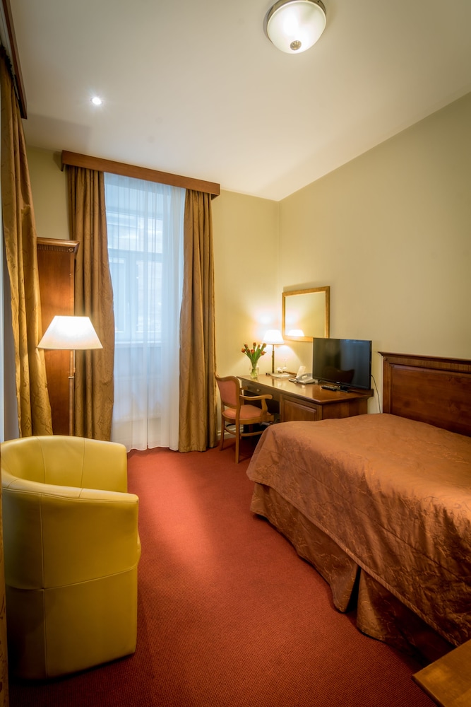 Daugirdas Hotel — Kaunas — photo 4