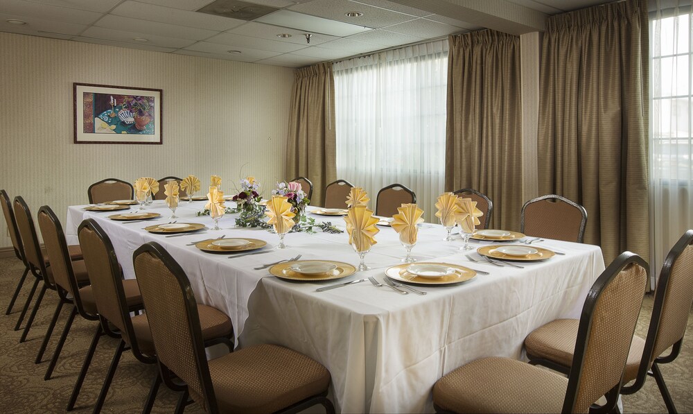 Coast Anabelle Hotel - photo 39