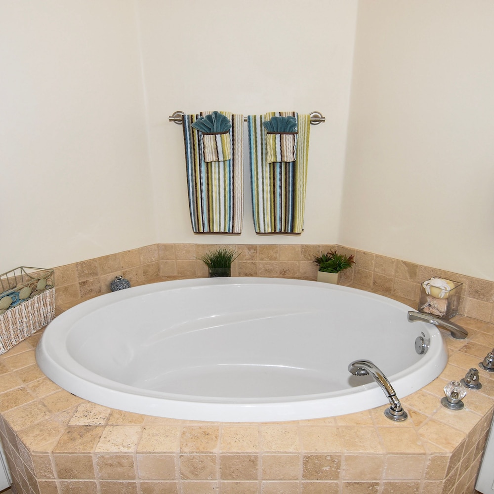 Rosegarden Poolspa And Perfect Water View - photo 49