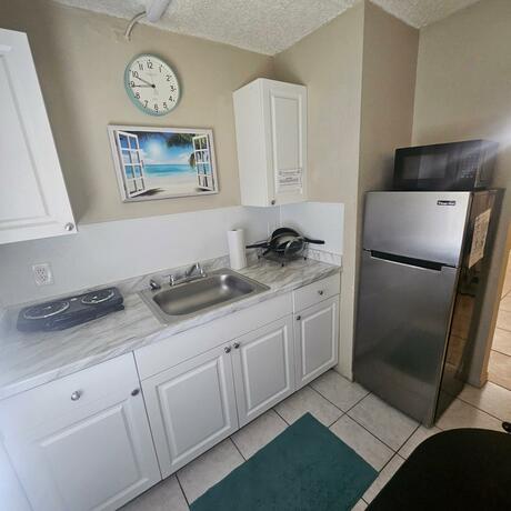 Sebastian Inn and Suites - photo 13