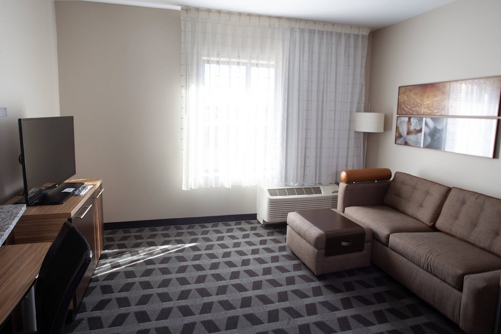 Towneplace Suites Southern Pines Aberdeen - photo 14