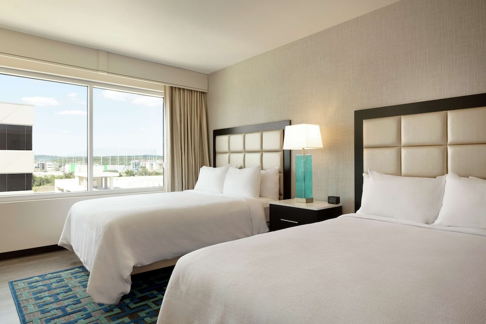 Embassy Suites by Hilton San Antonio Landmark - photo 10