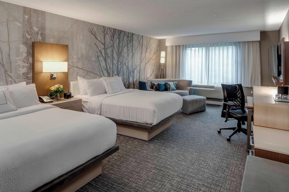 Courtyard by Marriott in Portsmouth - photo 13