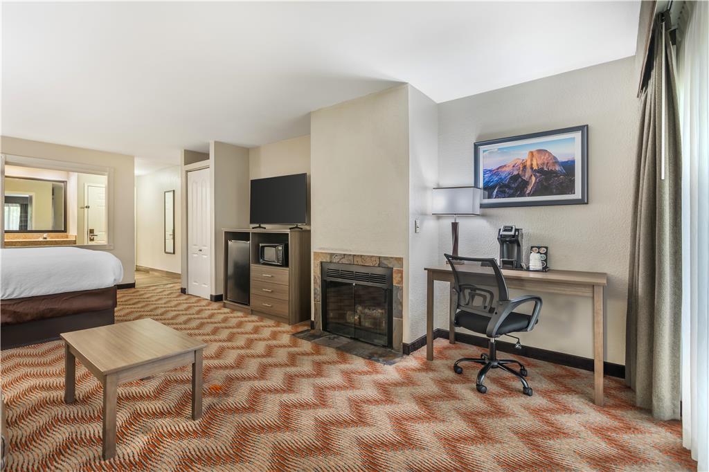Best Western Plus Sonora Oaks Hotel & Conference Center - photo 32