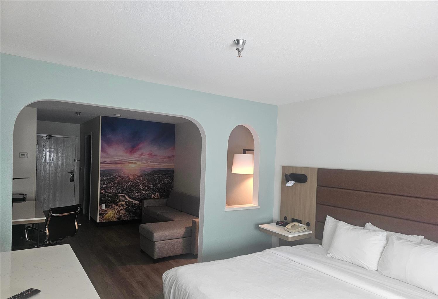 Wingate by Wyndham Los Alamos - photo 14