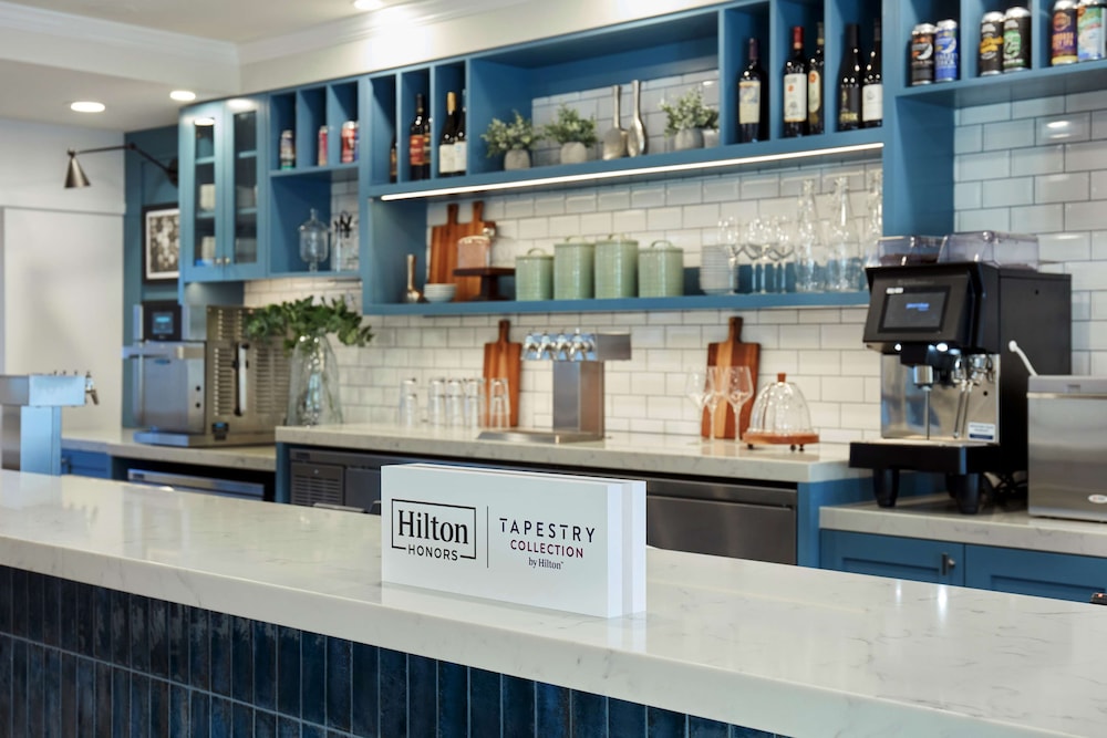 The Lodge at Healdsburg tapestry Collection by Hilton - photo 3