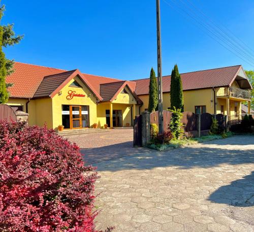 Zajazd Gościniec — hotel in Chelm
