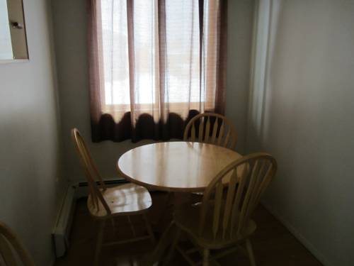 Kacee’s Northern Suites — Fort Nelson — photo 3