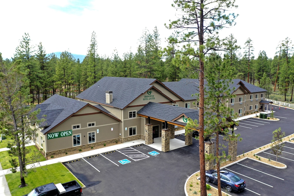 GrandStay Hotel & Suites Sisters in Sisters, United States