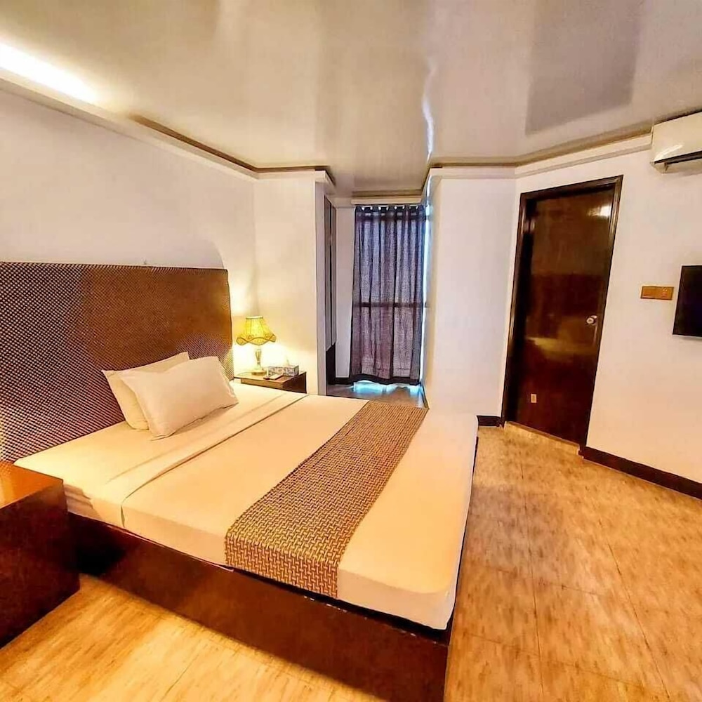 Akbar's Hotel - last minute hotel in Dhaka
