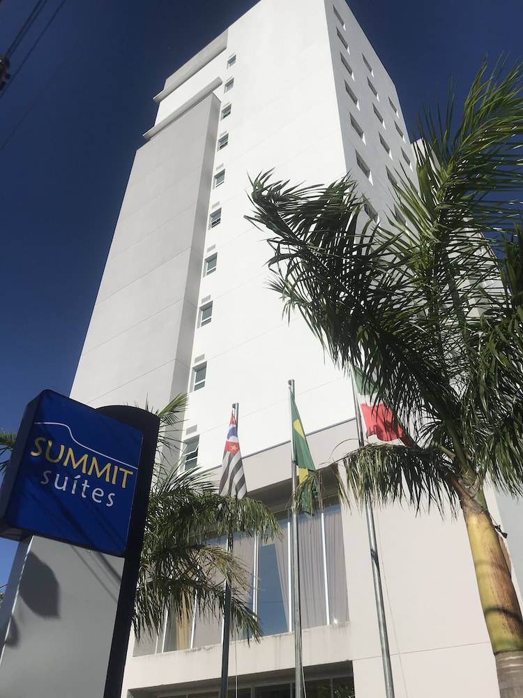 Summit Suítes Pindamonhangaba in Pindamonhangaba, Brasil