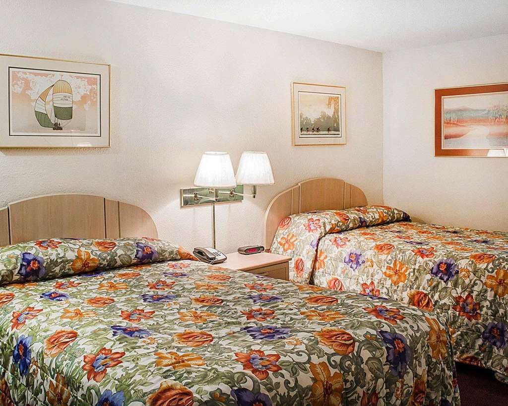 Rodeway Inn Findlay University Area - photo 12