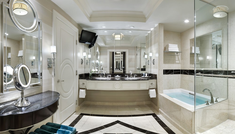 The Palazzo Prestige Club Lounge - photo 19