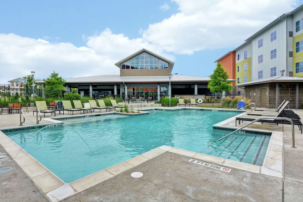 Homewood Suites by Hilton TechRidge Parmer @ I 35 - photo 24