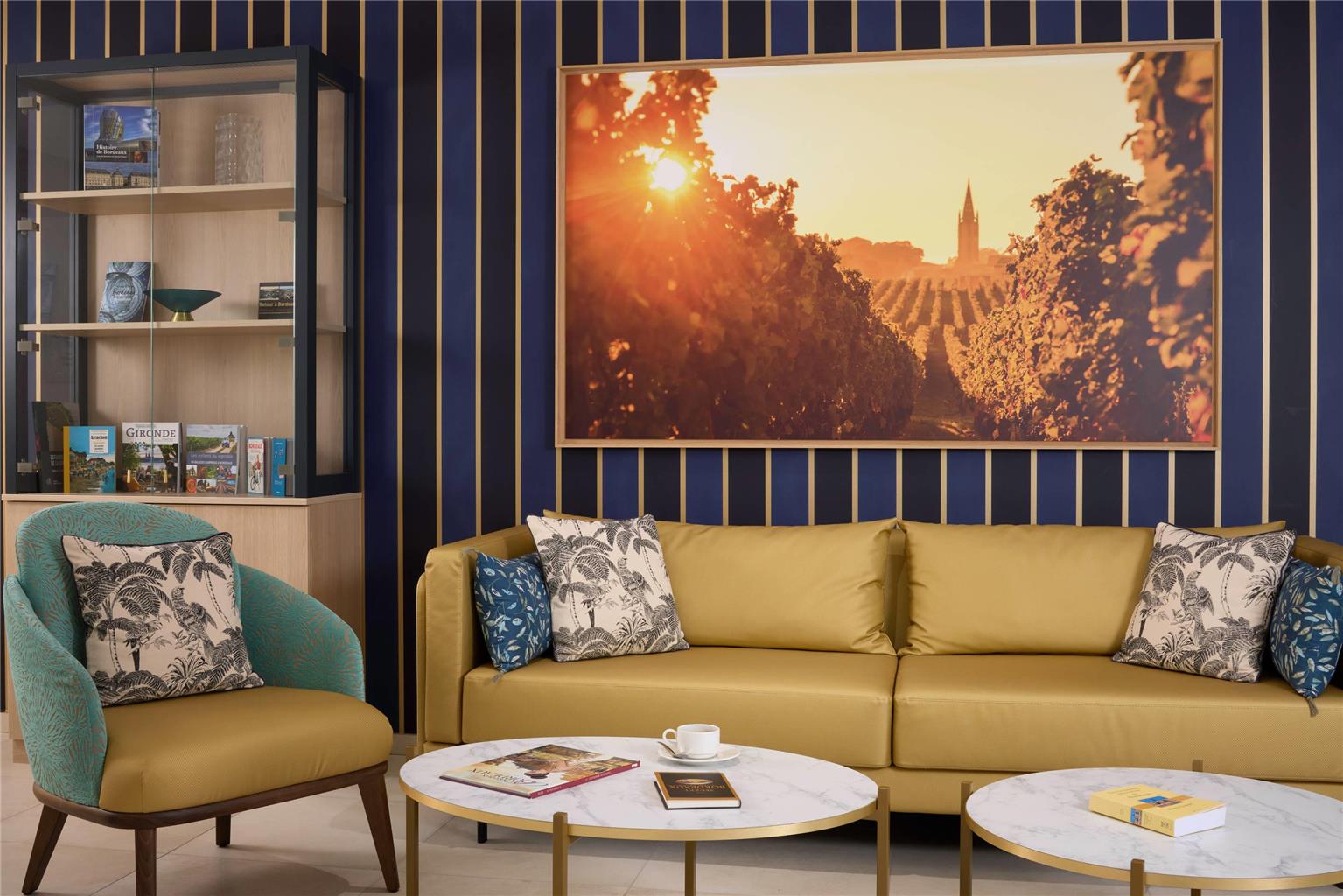 Quality Aparthotel Bordeaux Saint Jean in Bordeaux, France