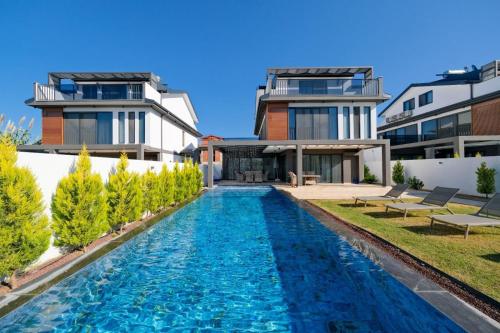Villa Royal 1 — 4-Star Luxury Hotel in Fethiye, Turkey