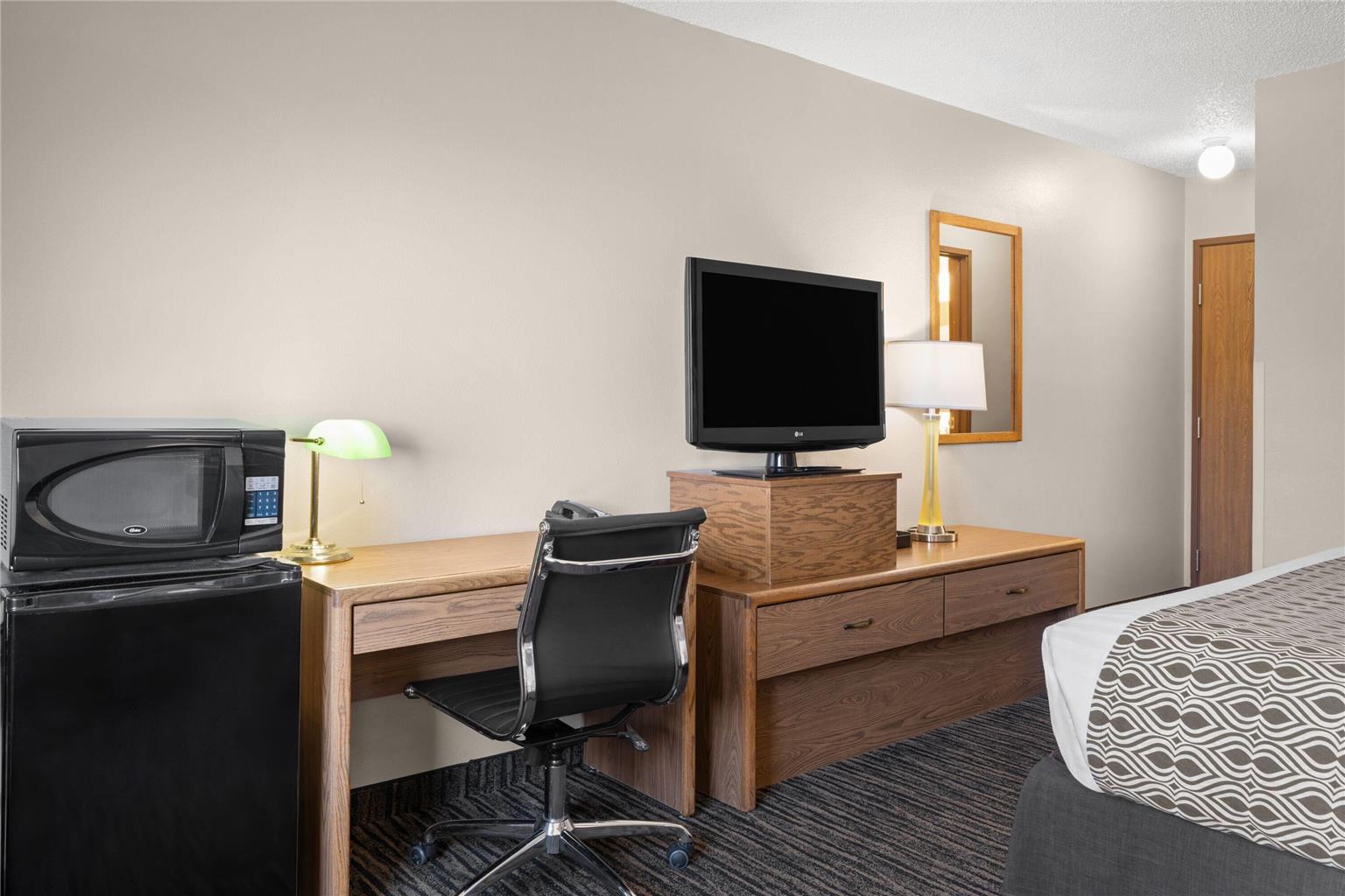 Super 8 by Wyndham Lewistown - photo 12
