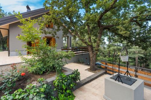 Gebel House — 4-Star Luxury Hotel in Linguaglossa, Italy