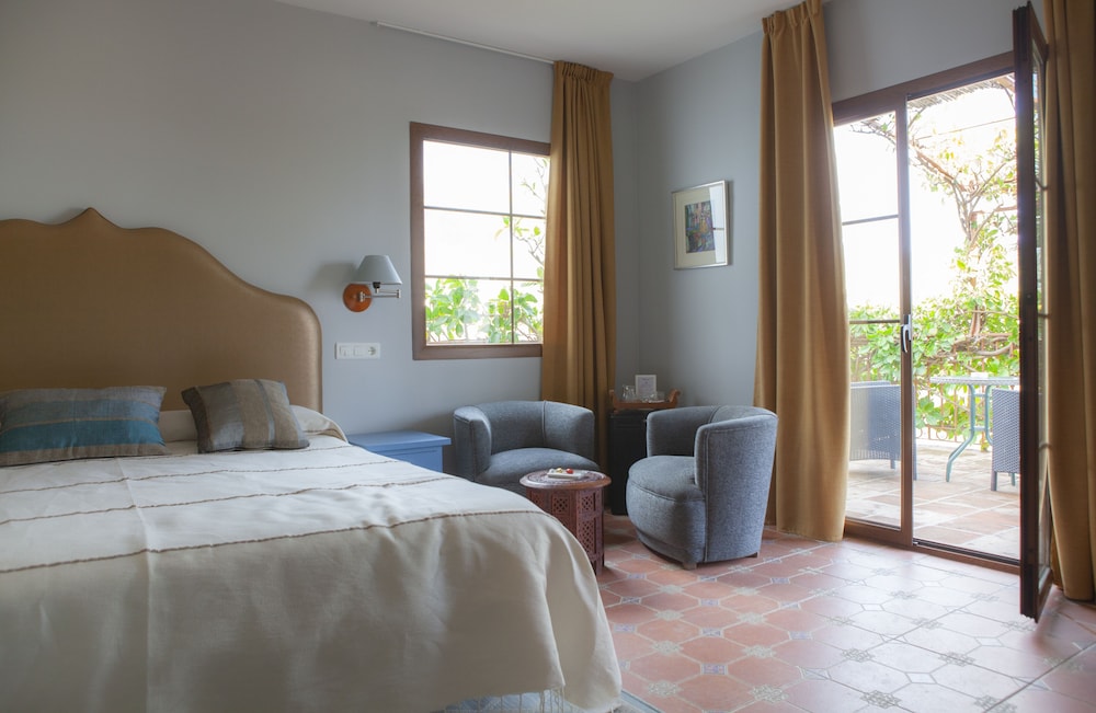 Hotel Cortijo De Salia — Alcaucin — photo 3