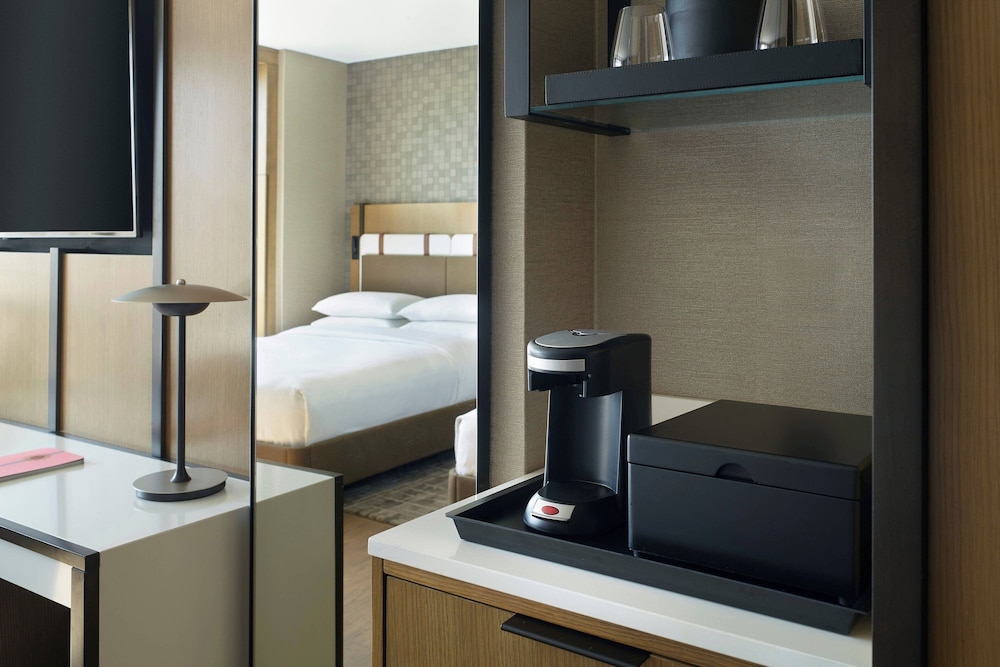 Lexington Marriott City Center - photo 16
