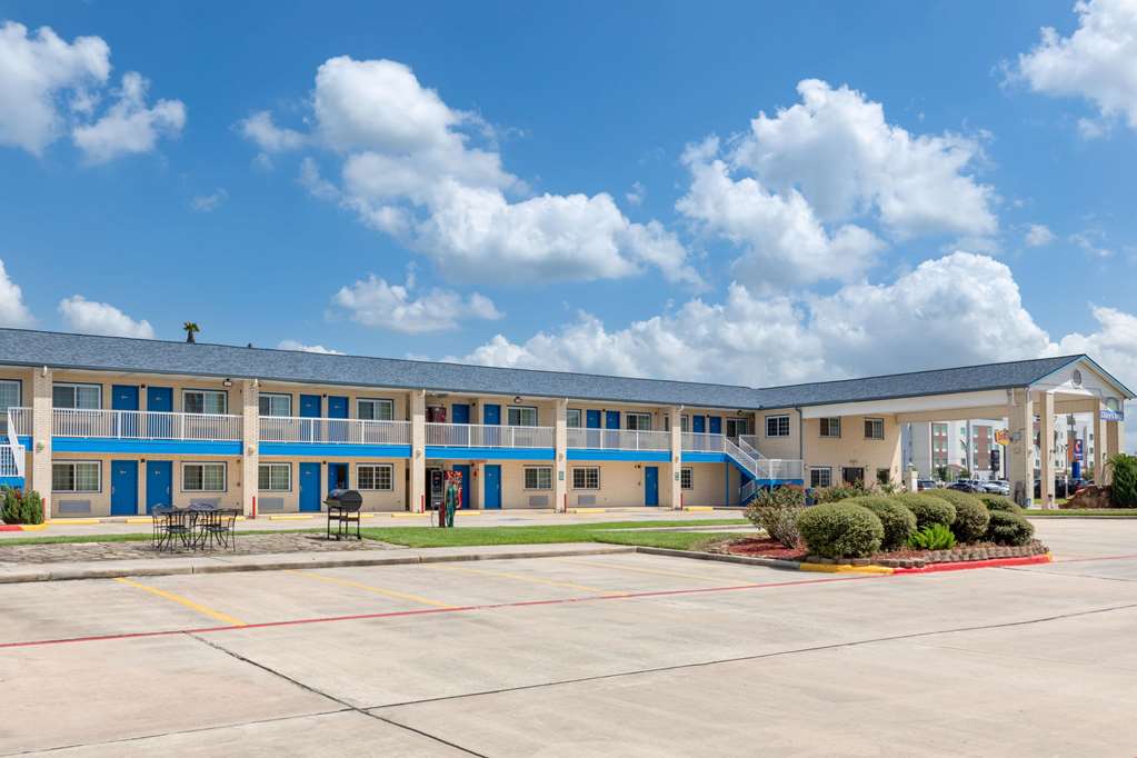 Days Inn By Wyndham Baytown Garth Road I10 East — Baytown