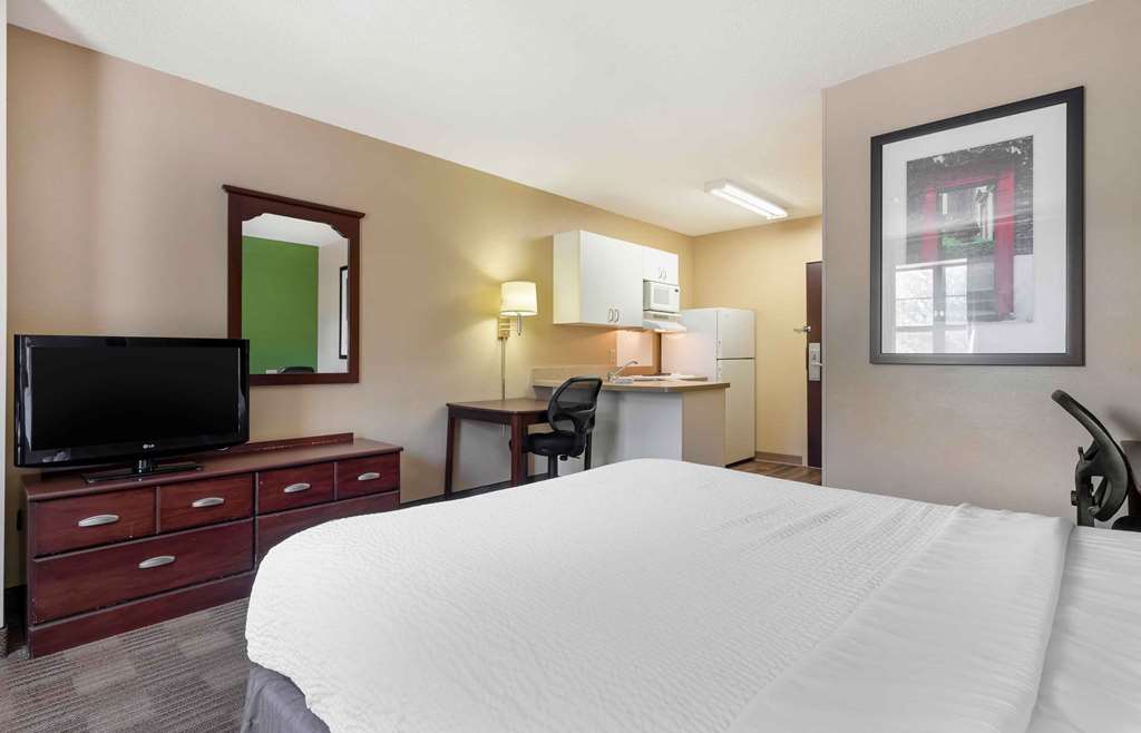 Extended Stay America Select Suites Fayetteville Springdale - photo 8