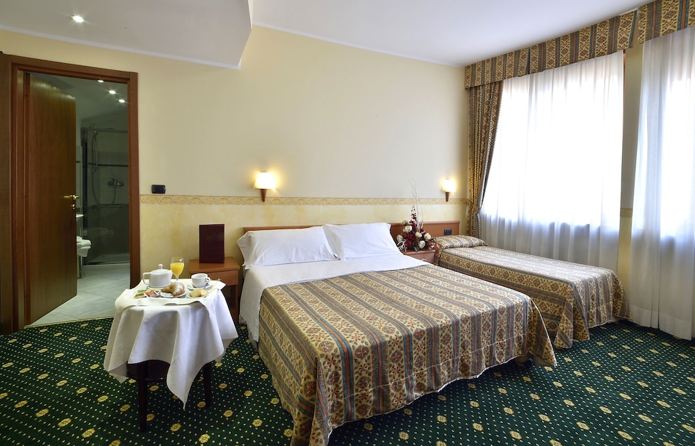 Dropiluc - carbon neutral hotel in Druento
