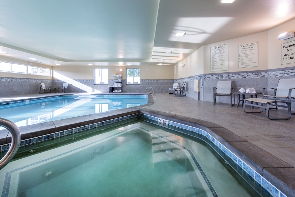 Holiday Inn Express & Suites Colorado Springs Central by IHG - photo 40
